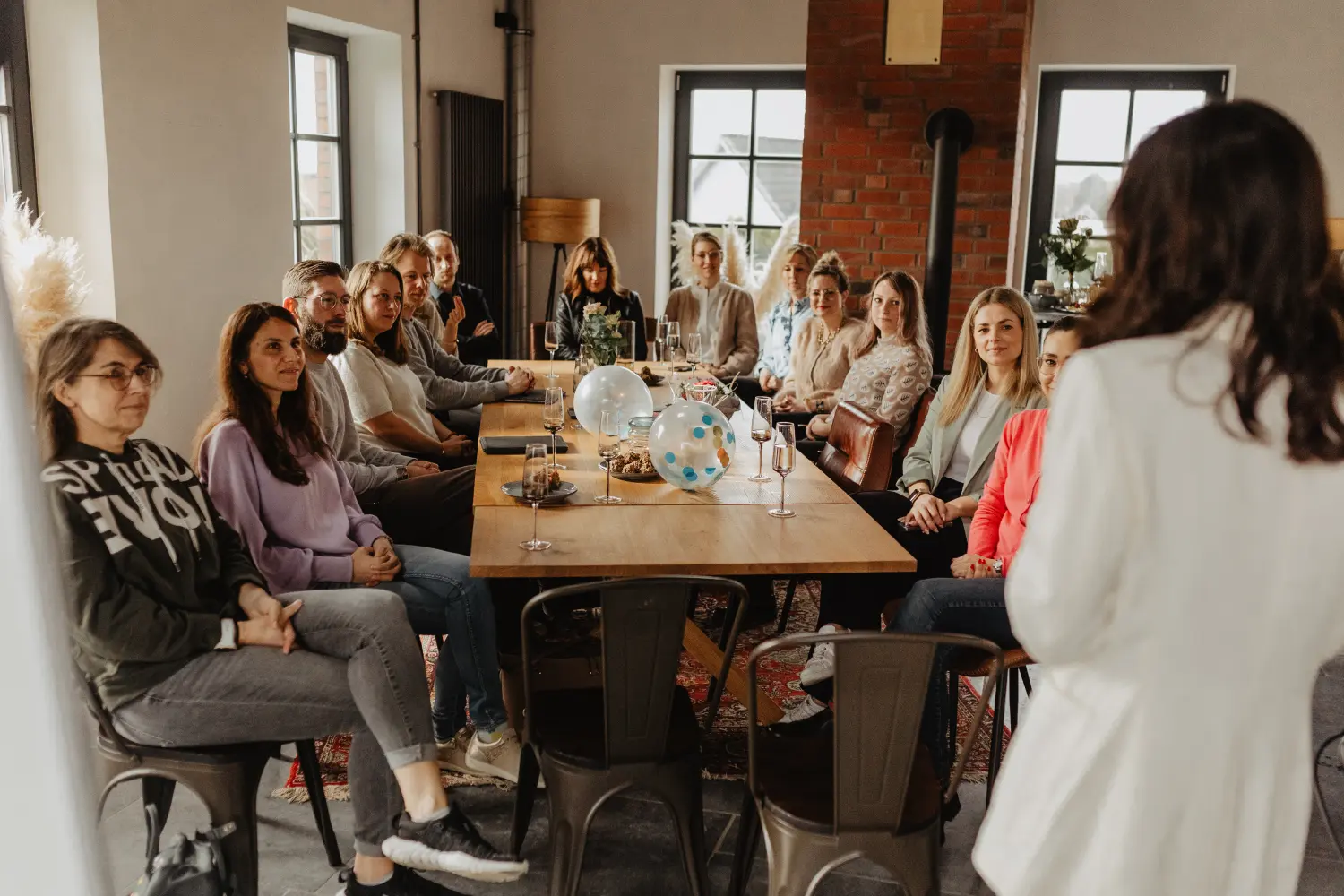 Carina Isenberg hält Vortrag von Female Investment Academy GmbH